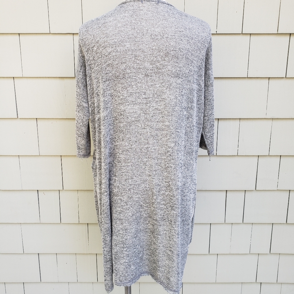 SILENCE + NOISE* Oversized Cardigan - Picture 2 of 3